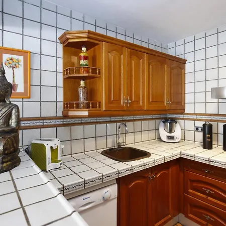 Buda Planetcostadorada Holiday home *